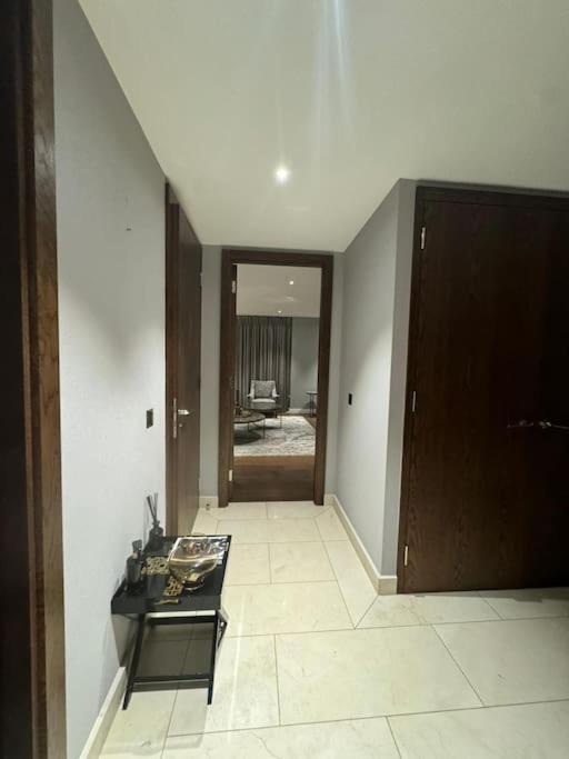 Luxury Chelsea Waterfront View Appartamento